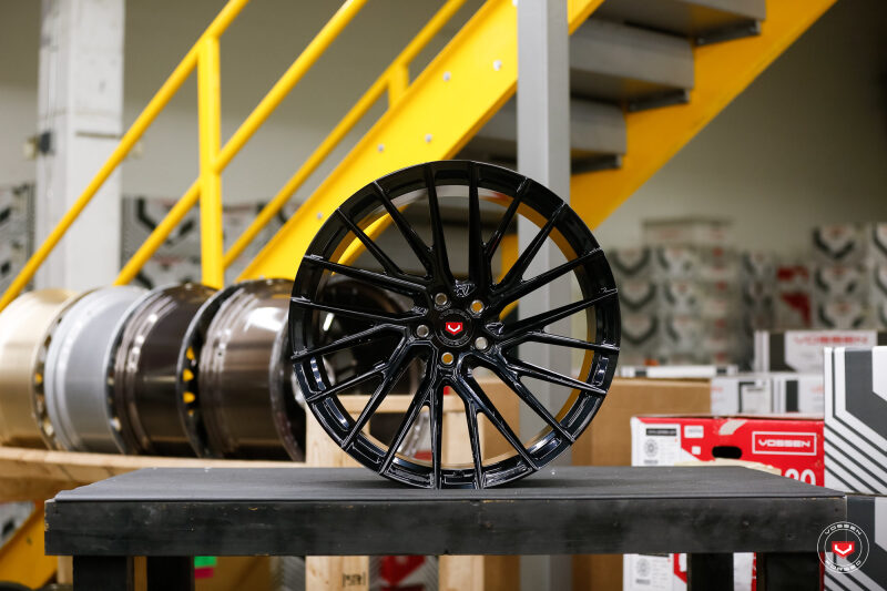 Vossen Forged EVO-6T - 21x10 - ET20 - 5x112 - 66.56 - GB - Gloss Black - BMW M8 Front