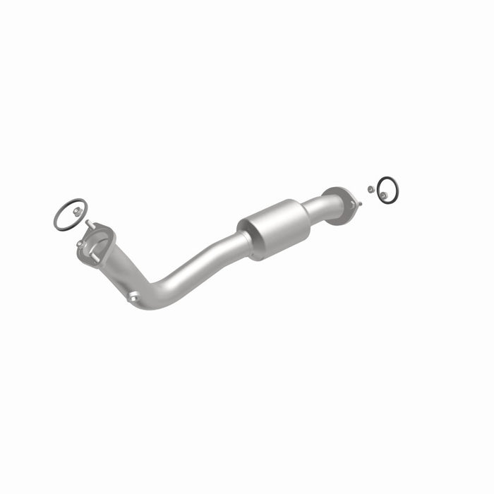 MagnaFlow Direct Fit Catalytic Converter 13-15 RAV4 2.5 Underbody