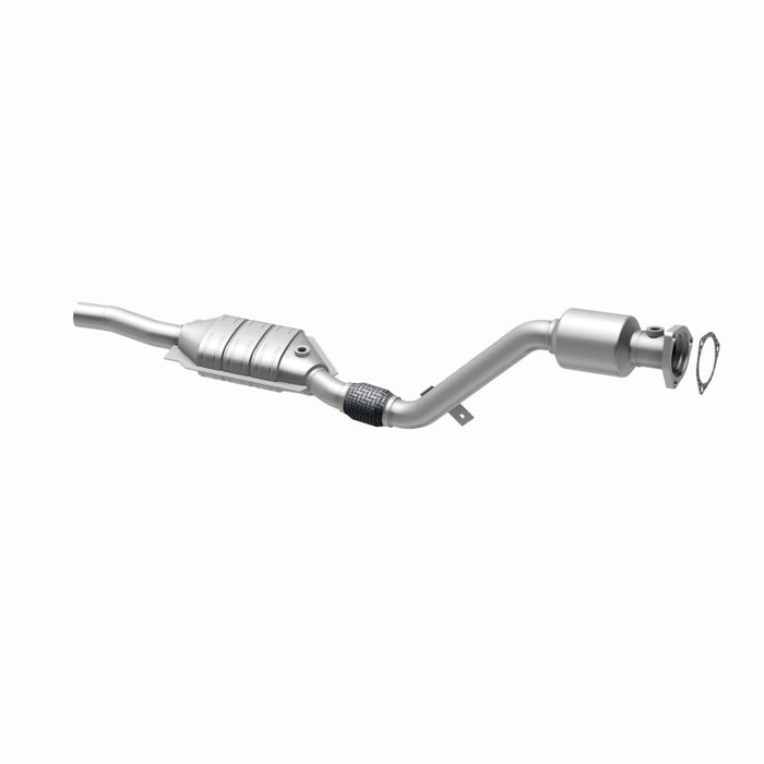 MagnaFlow Direct Fit Catalytic Converter 03 Volkswagen Passat 2.8L
