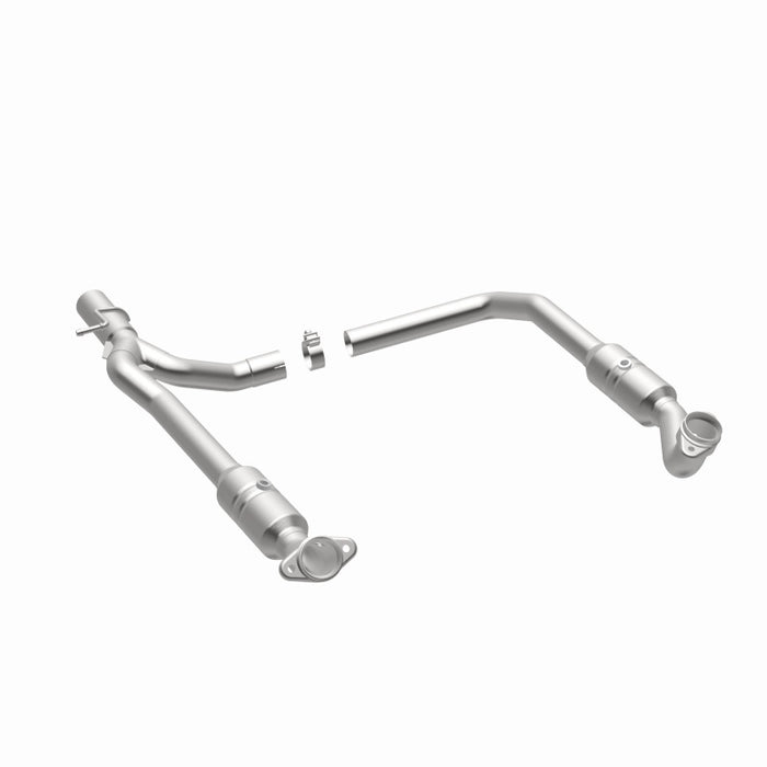 MagnaFlow Direct Fit Catalytic Converter 2009-2012 E-150 5.4 L Underbody