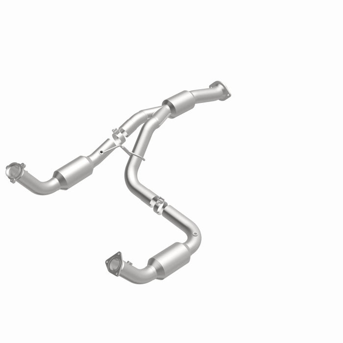MagnaFlow 12-17 Chevrolet Express 3500 6.0L Direct Fit Converter
