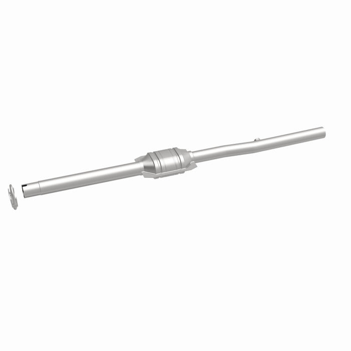 MagnaFlow Direct Fit Catalytic Converter 97-99 Dodge Dakota 2.5L