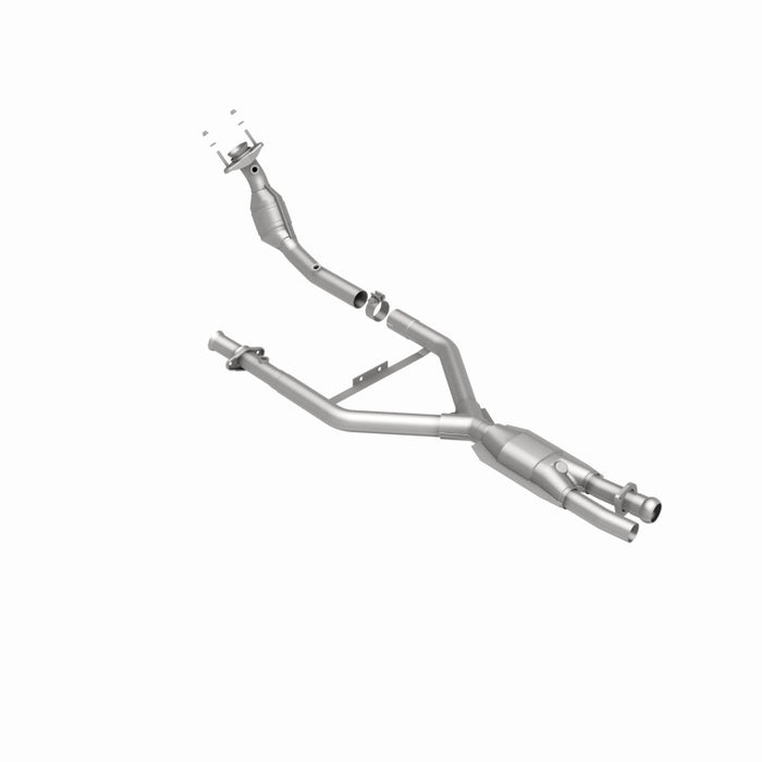 MagnaFlow Direct Fit Catalytic Converter 96-98 Lincoln Mark VIII 4.6L