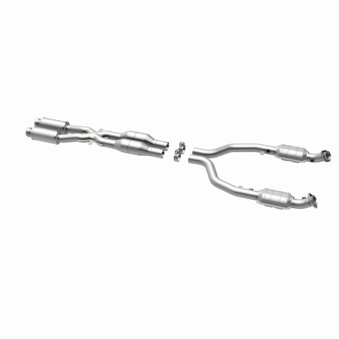 MagnaFlow Direct Fit Catalytic Converter 08-13 BMW M3 4.0L