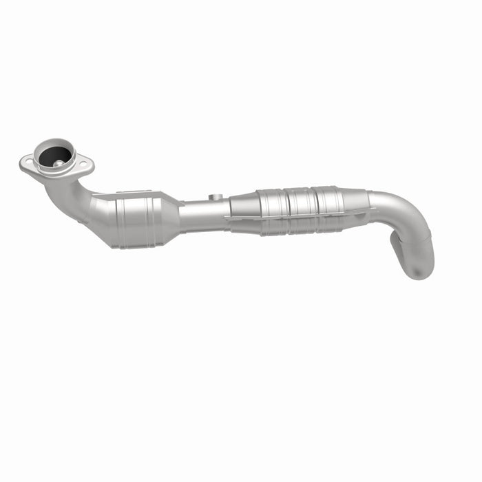 MagnaFlow Direct Fit Catalytic Converter 03-04 Ford Expedition 5.4L V8 Driver Side