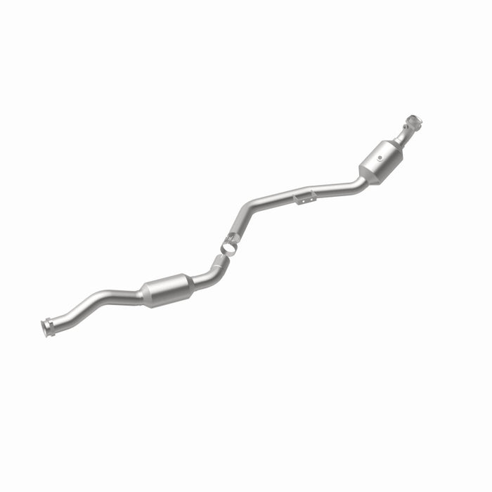 MagnaFlow Direct Fit Catalytic Converter 07-09 Mercedes E350 3.5L