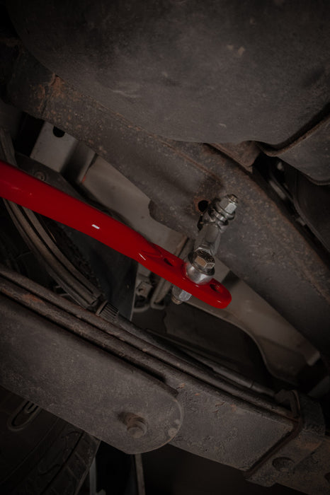UMI Performance 15-24 Ford F-150 1in Solid Rear Sway Bar - Red