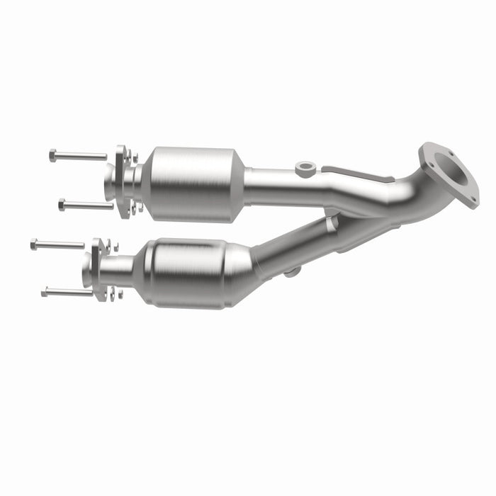 MagnaFlow Direct Fit Catalytic Converter 00-01 Cherokee 4L Front