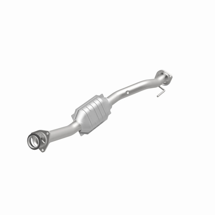 MagnaFlow Direct Fit Catalytic Converter 02-05 Trailblazer 4.2L OEM