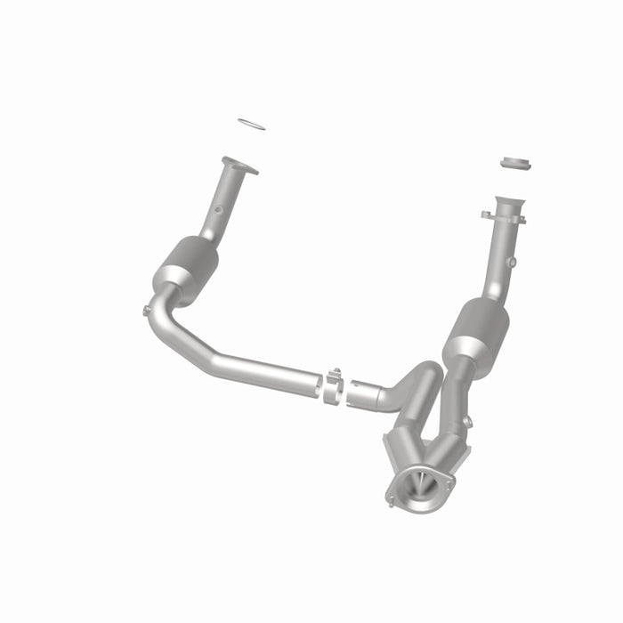 MagnaFlow 04-06 Chevrolet Silverado 1500 5.3L Direct Fit Catalytic Converter
