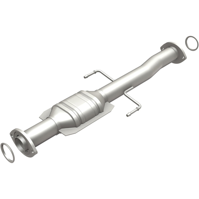 MagnaFlow Direct Fit Catalytic Converter 01-04 Toyota Tacoma 2.4L Rear