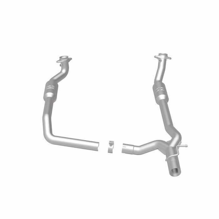 MagnaFlow Direct Fit Catalytic Converter 2009-2012 E-150 5.4 L Underbody