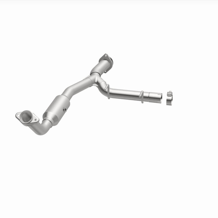 MagnaFlow 05-06 Ford Expedition 5.4L Direct Fit Converter