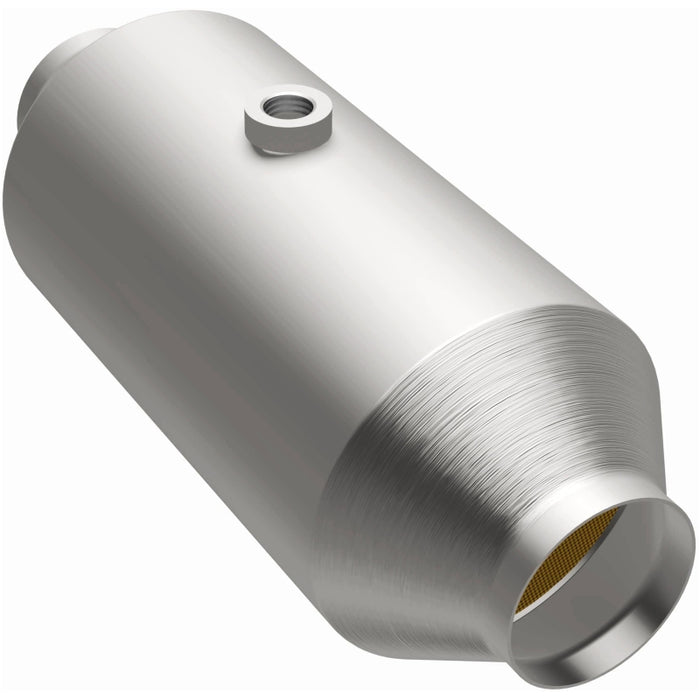MagnaFlow MagnaFlow 2.5 in. OEM Grade Federal / EPA Compliant Universal Catalytic Converter