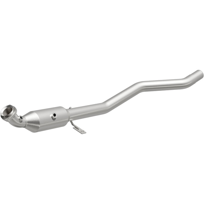 MagnaFlow Direct Fit Catalytic Converter 2007-2012 GL450 4.6 L Underbody