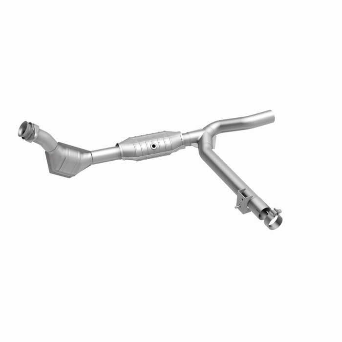 MagnaFlow Direct Fit Catalytic Converter 99-00 Ford F-150 4.2L 50S