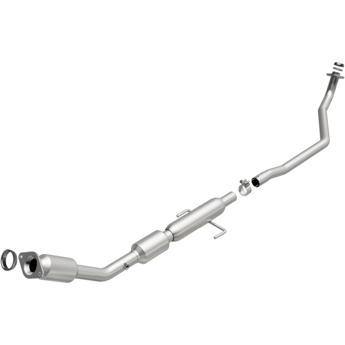 MagnaFlow Direct Fit Catalytic Converter 14-15 Toyota Corolla 1.8L