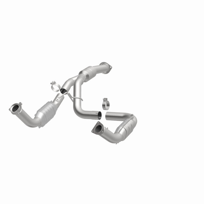 MagnaFlow Direct Fit Catalytic Converter 11-13 Chev Silverado 2500 HD/3500 HD 6.0L