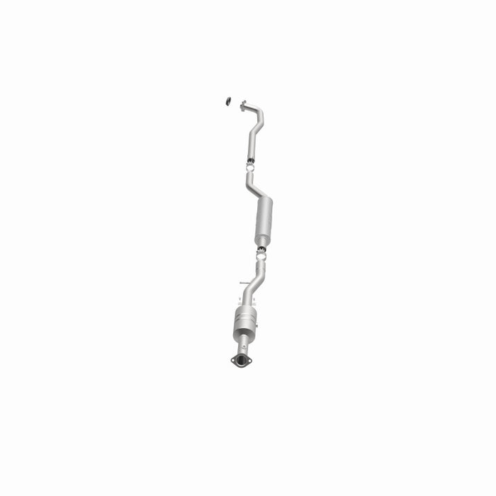 MagnaFlow Direct Fit Catalytic Converter 2008-2009 OUTLANDER 2.4 L Underbody