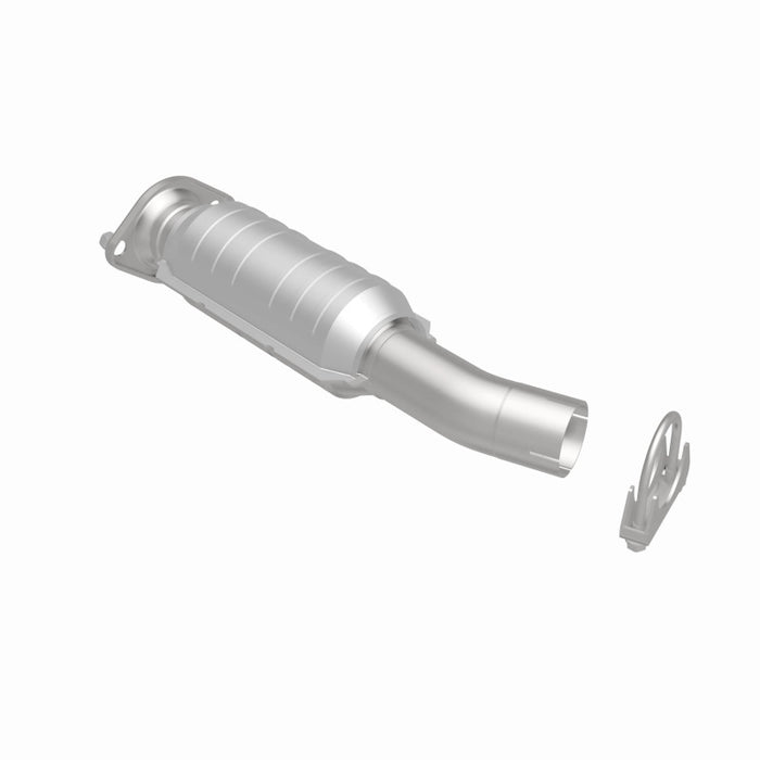 MagnaFlow Direct Fit Catalytic Converter 04 Toyota Sienna 3.3L