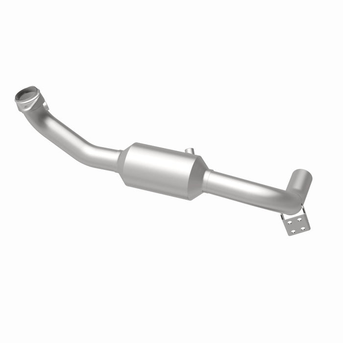MagnaFlow Direct Fit Catalytic Converter 05-06 Lincoln Navigator 5.4L