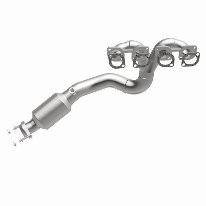 MagnaFlow Direct Fit Catalytic Converter BMW 99-03 540I 4.4L / 99-01 740I 4.4L California - D/S
