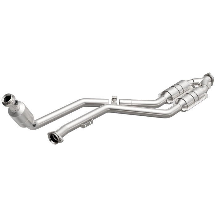 MagnaFlow Direct Fit Catalytic Converter 99-00 Mercedes CLK320 3.2L