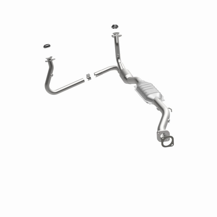 MagnaFlow Direct Fit Catalytic Converter 01-05 Chevy Blazer 4.3L 4WD