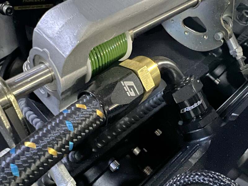 GReddy AN16 30 DEGREE HOSE END SWIVEL BLACK/GOLD ANODIZED