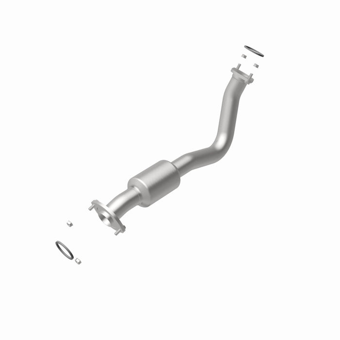 MagnaFlow Direct Fit Catalytic Converter 13-15 RAV4 2.5 Underbody