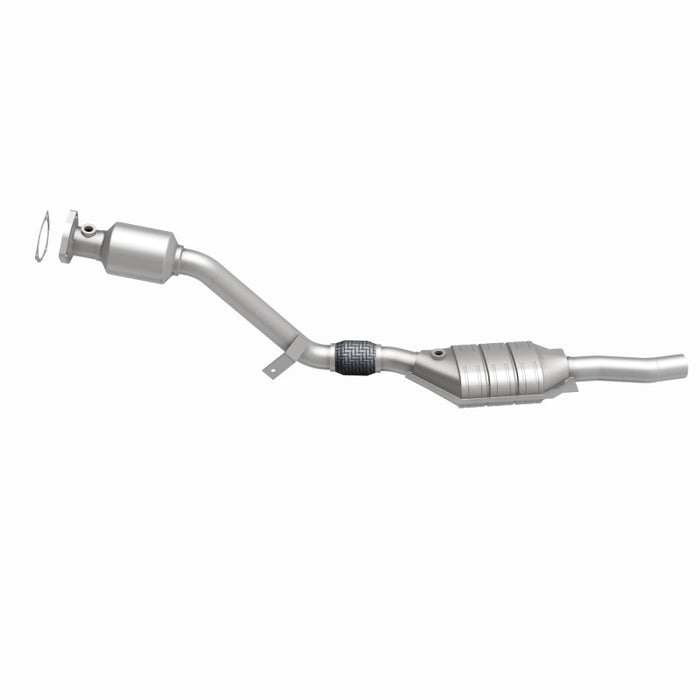 MagnaFlow Direct Fit Catalytic Converter 03 Volkswagen Passat 2.8L