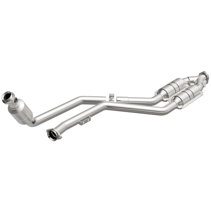 MagnaFlow Direct Fit Catalytic Converter 99-00 Mercedes CLK320 3.2L