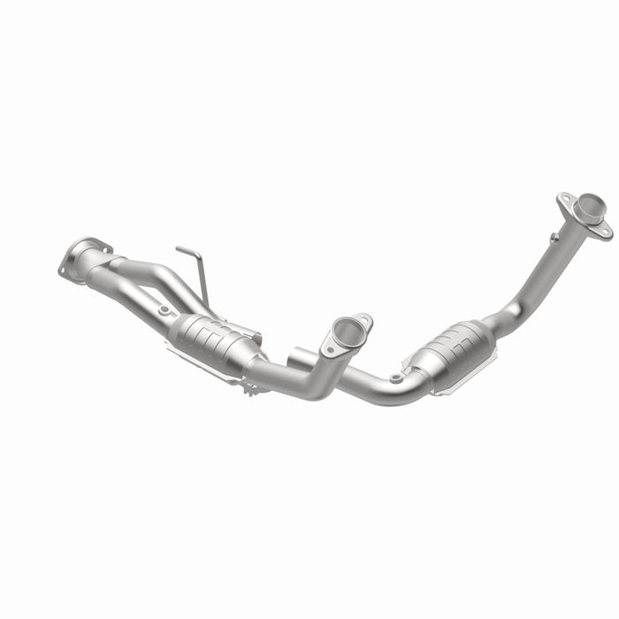 MagnaFlow Direct Fit Catalytic Converter 07-08 Jeep G/C OEM