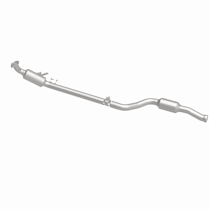 MagnaFlow Direct Fit Catalytic Converter 13-14 Mercedes-Benz GLK350 3.5L