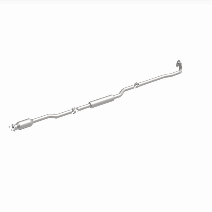 MagnaFlow 14-18 Mitsubishi Outlander Underbody 2.4L AWD Direct Fit Catalytic Converter
