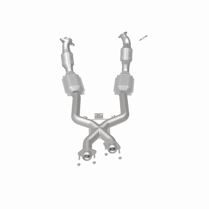 MagnaFlow Direct Fit Catalytic Converter 96-98 4.6L *California*