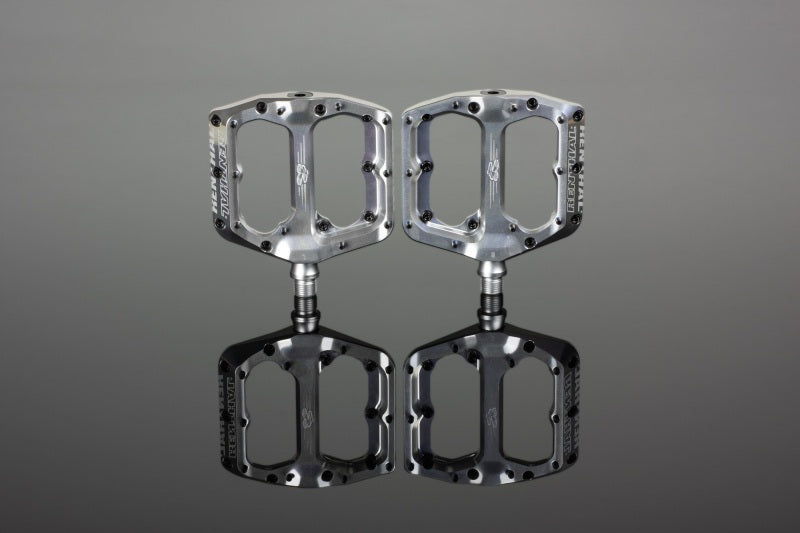 Renthal Cycle Revo-F Flat Pedal- Polished silver