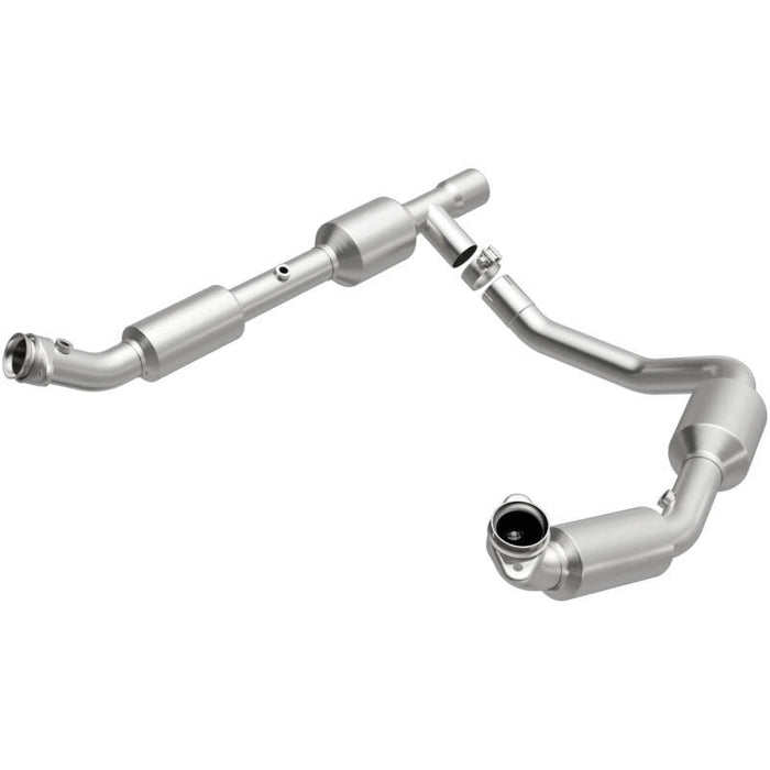 MagnaFlow Direct Fit Catalytic Converter 05-06 Ford E-350 Super Duty 5.4L