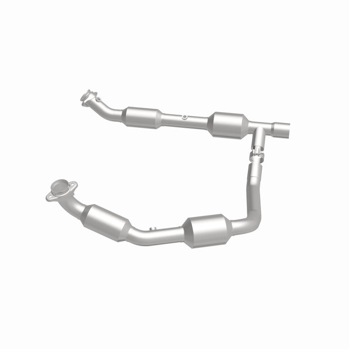 MagnaFlow Direct Fit Catalytic Converter 05-06 Ford E-350 Super Duty 5.4L
