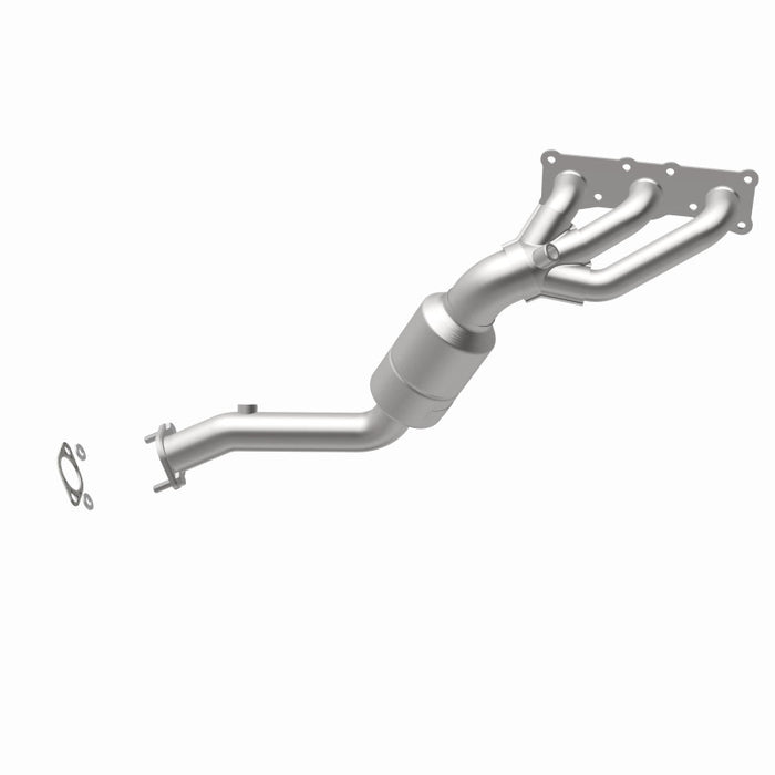 MagnaFlow Direct Fit Catalytic Converter 2008-2010 BMW 528i/528i xDrive 3.0L Underbody