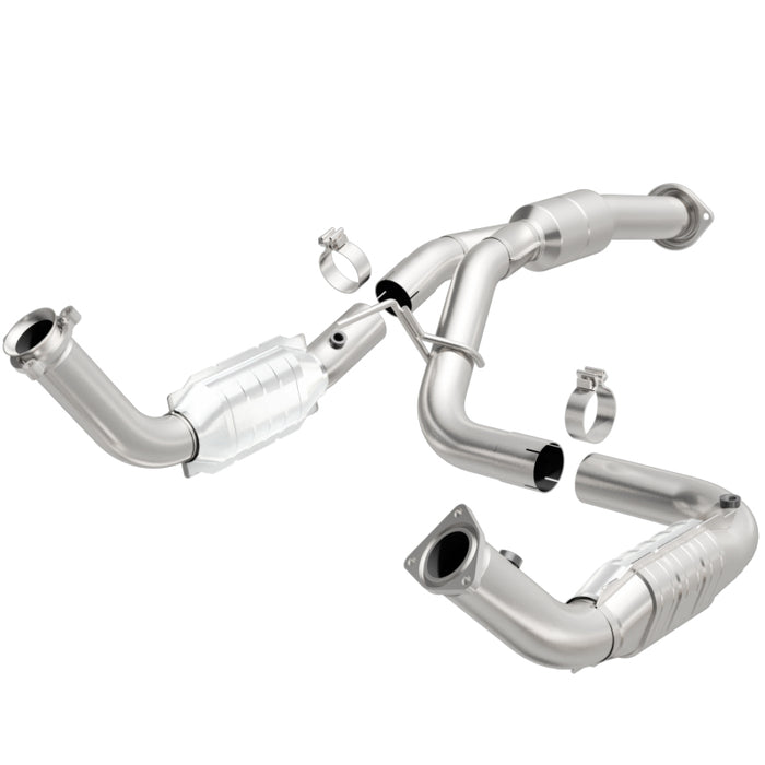 MagnaFlow Direct Fit Catalytic Converter 11-13 Chev Silverado 2500 HD/3500 HD 6.0L