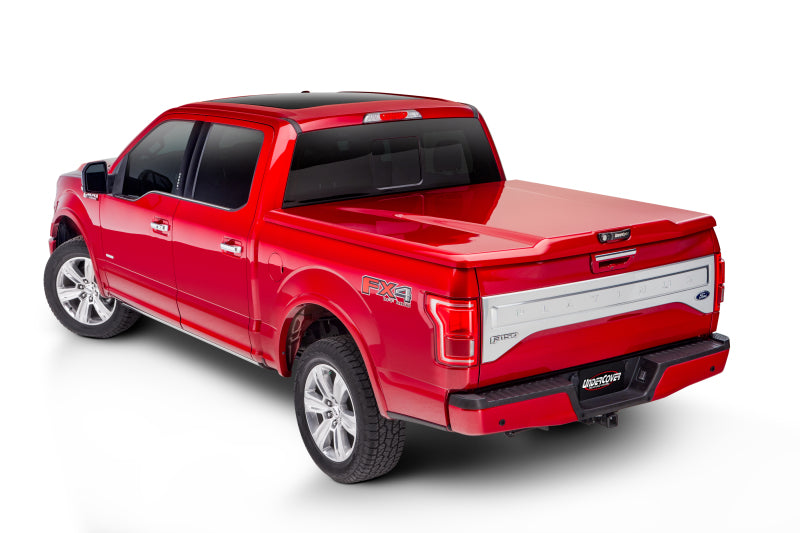 UnderCover 2018 Chevy Silverado 1500 (19 Legacy) 5.8ft Elite LX Bed Cover - Glory Red