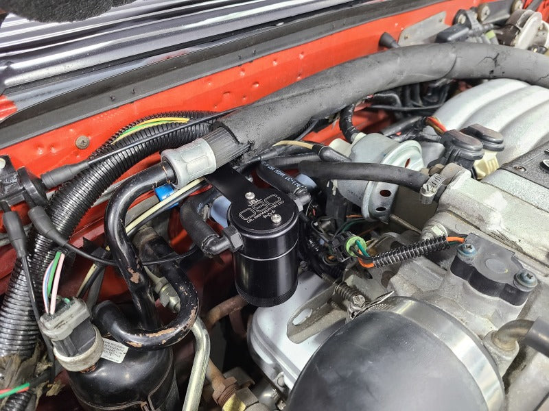 J&amp;L 86-93 Ford Mustang 5.0 302 Passenger Side Oil Separator 3.0 - Black Anodized
