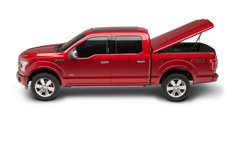 UnderCover 2018 Chevy Silverado 1500 (19 Legacy) 5.8ft Elite LX Bed Cover - Glory Red