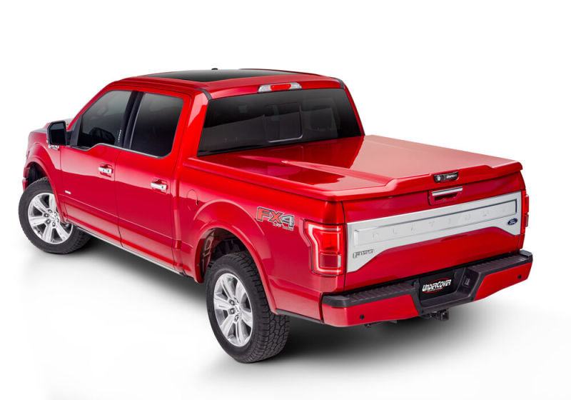 UnderCover 2018 Chevy Silverado 1500 (19 Legacy) 5.8ft Elite LX Bed Cover - Glory Red