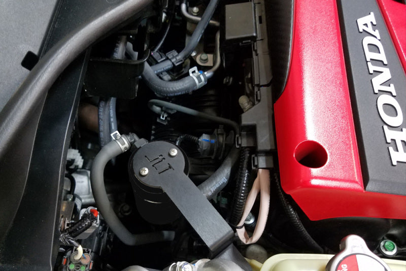 J&amp;L 17-21 Honda Civic Type R Passenger Side Oil Separator 3.0 - Black Anodized