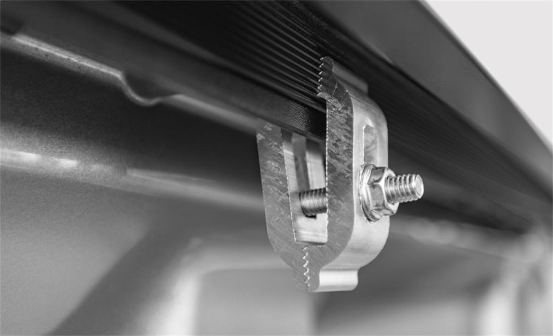 Access LOMAX Stance Hard Cover 99-06 Chevy/GMC Full Size 1500 6ft 6in Box