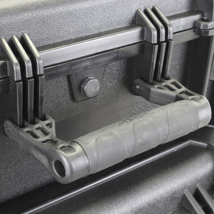 Go Rhino XVenture Gear Hard Case - Medium 18in. / Lockable / IP67 / Automatic Air Valve - Tex. Black