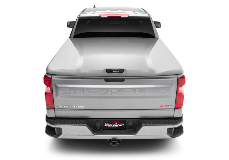UnderCover 19-20 Chevy Silverado 1500 6.5ft Elite LX Bed Cover - Glory Red